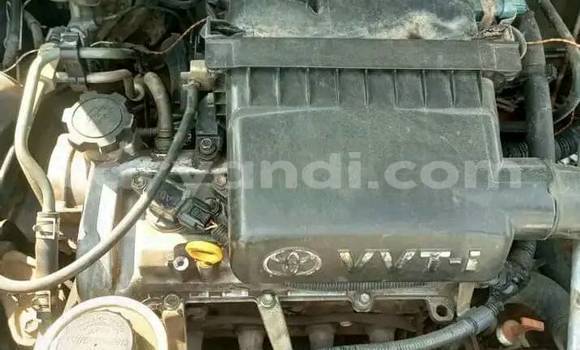 Acheter Occasion Voiture Toyota Vitz Bleu à Chinsali, Nord Acheter Occasion Voiture Toyota Vitz Bleu à Chinsali, Nord