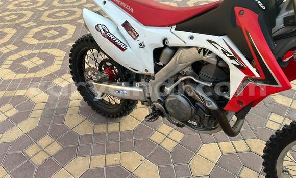 Acheter Occasion Moto Honda CRF Rouge à Lusaka, Zambie