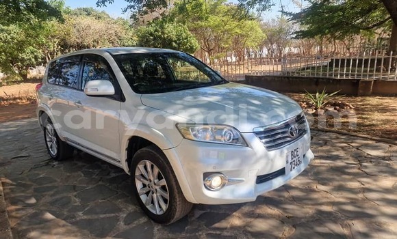 Acheter Occasion Voiture Toyota Vanguard Blanc à Lusaka, Zambie Acheter Occasion Voiture Toyota Vanguard Blanc à Lusaka, Zambie
