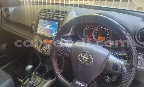 Acheter Occasion Voiture Toyota Vanguard Blanc à Lusaka, Zambie Acheter Occasion Voiture Toyota Vanguard Blanc à Lusaka, Zambie