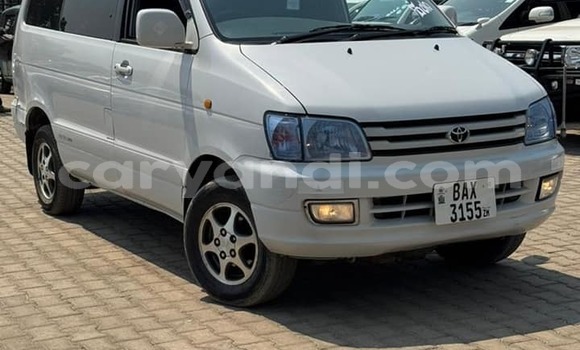 Acheter Occasion Voiture Toyota Noah Blanc à Isoka, Nord Acheter Occasion Voiture Toyota Noah Blanc à Isoka, Nord
