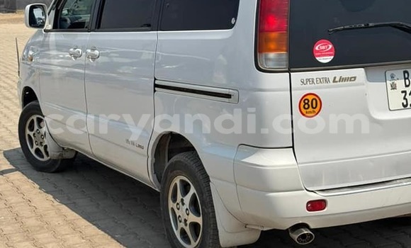 Acheter Occasion Voiture Toyota Noah Blanc à Isoka, Nord Acheter Occasion Voiture Toyota Noah Blanc à Isoka, Nord