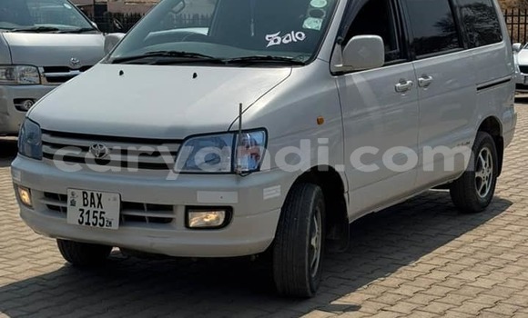 Acheter Occasion Voiture Toyota Noah Blanc à Isoka, Nord Acheter Occasion Voiture Toyota Noah Blanc à Isoka, Nord