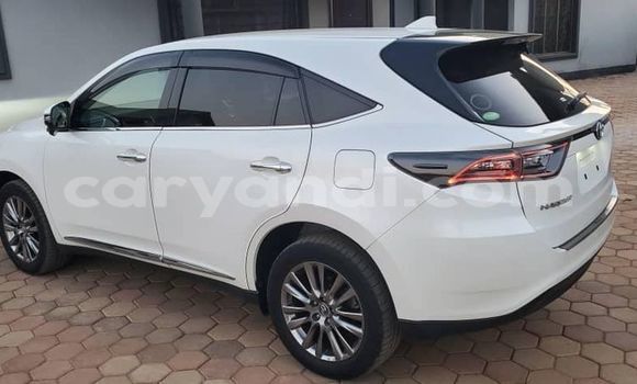 Acheter Occasion Voiture Toyota Harrier Blanc à Chipata, Zambie Acheter Occasion Voiture Toyota Harrier Blanc à Chipata, Zambie