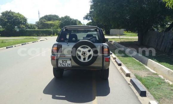 Acheter Occasion Voiture Toyota RAV4 Gris à Kitwe, Zambie Acheter Occasion Voiture Toyota RAV4 Gris à Kitwe, Zambie