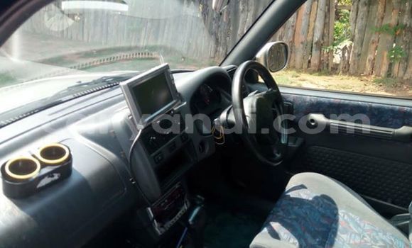 Acheter Occasion Voiture Toyota RAV4 Gris à Kitwe, Zambie Acheter Occasion Voiture Toyota RAV4 Gris à Kitwe, Zambie