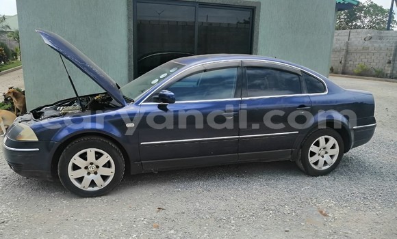 Acheter Occasion Voiture Volkswagen Passat Bleu à Lusaka, Zambie