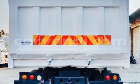 Buy Used Mercedes–Benz Tipper White Truck in Lusaka in Zambia