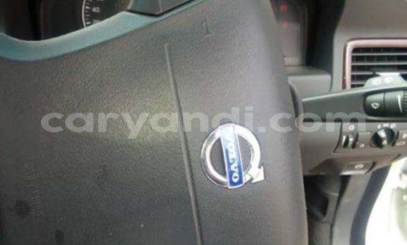 Acheter Occasion Voiture Volvo V70 Blanc à Kitwe, Zambie Acheter Occasion Voiture Volvo V70 Blanc à Kitwe, Zambie