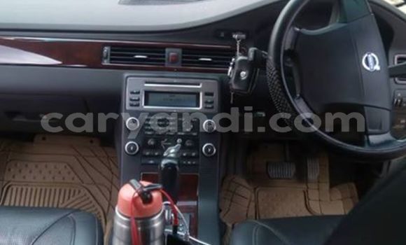 Acheter Occasion Voiture Volvo V70 Blanc à Kitwe, Zambie Acheter Occasion Voiture Volvo V70 Blanc à Kitwe, Zambie