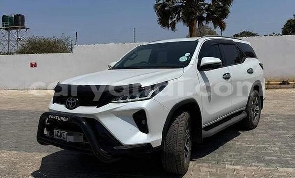 Tenga Tsaru Toyota Land Cruiser Prado Zvimwe Mota in Lusaka in Zambia Tenga Tsaru Toyota Land Cruiser Prado Zvimwe Mota in Lusaka in Zambia