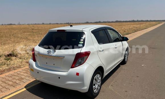Buy Used Toyota Vitz White Car in Chilanga in Lusaka Buy Used Toyota Vitz White Car in Chilanga in Lusaka