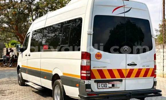 Acheter Occasion Voiture Toyota Sprinter Blanc à Chingola, Zambie Acheter Occasion Voiture Toyota Sprinter Blanc à Chingola, Zambie