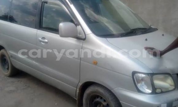 Acheter Occasion Voiture Toyota Noah Gris à Kitwe, Zambie Acheter Occasion Voiture Toyota Noah Gris à Kitwe, Zambie