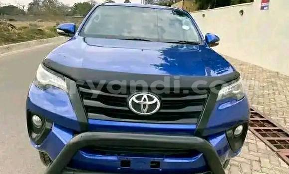 Acheter Occasion Voiture Toyota Fortuner Bleu à Chipata, Zambie Acheter Occasion Voiture Toyota Fortuner Bleu à Chipata, Zambie