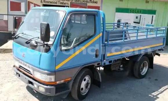 Acheter Occasion Utilitaire Mitsubishi Canter Bleu à Chipata, Zambie Acheter Occasion Utilitaire Mitsubishi Canter Bleu à Chipata, Zambie
