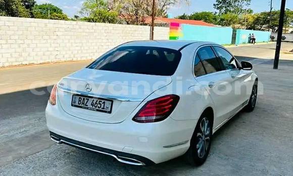 Acheter Occasion Voiture Mercedes‒Benz C–Class Blanc à Choma, Du sud Acheter Occasion Voiture Mercedes‒Benz C–Class Blanc à Choma, Du sud