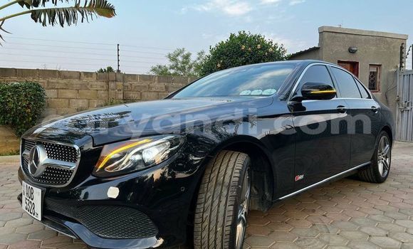 Acheter Occasion Voiture Mercedes‒Benz E–Class Noir à Chinsali, Nord Acheter Occasion Voiture Mercedes‒Benz E–Class Noir à Chinsali, Nord