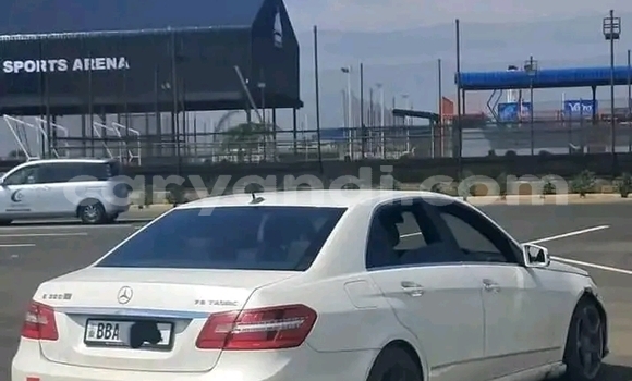 Buy Used Mercedes-Benz E200 White Car in Lusaka in Zambia Buy Used Mercedes-Benz E200 White Car in Lusaka in Zambia