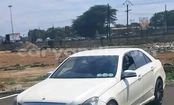 Buy Used Mercedes-Benz E200 White Car in Lusaka in Zambia Buy Used Mercedes-Benz E200 White Car in Lusaka in Zambia