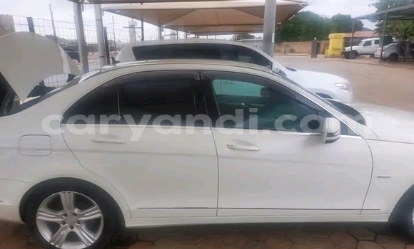 Buy Used Mercedes-Benz E200 White Car in Kapiri Mposhi in Central Buy Used Mercedes-Benz E200 White Car in Kapiri Mposhi in Central