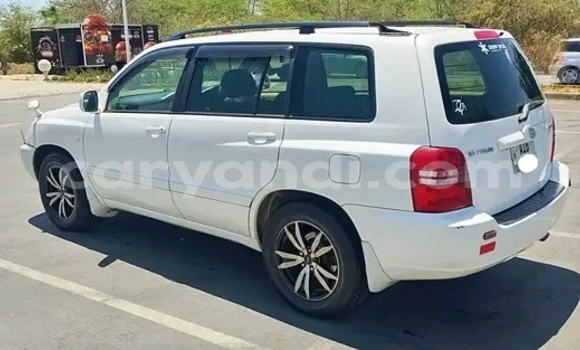 Buy Used Toyota Kluger White Car in Choma in Southern Buy Used Toyota Kluger White Car in Choma in Southern