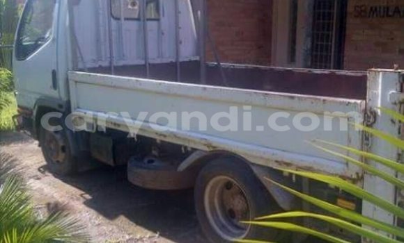 Buy New Toyota Canter White Car in Chipata in Zambia Buy New Toyota Canter White Car in Chipata in Zambia