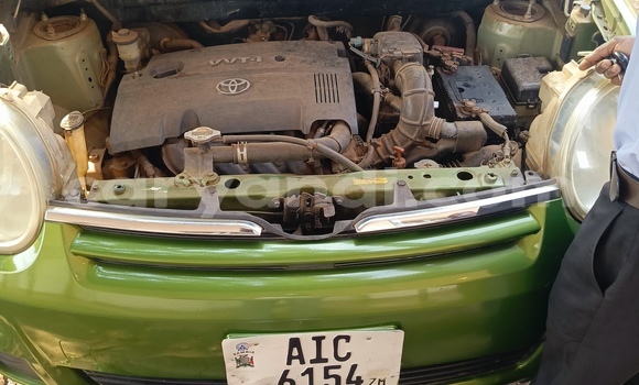 Acheter Occasion Voiture Toyota Sienta Vert à Solwezi, Nord-Ouest