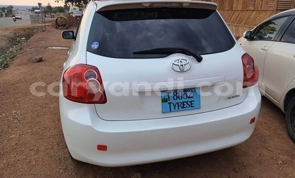 Acheter Occasion Voiture Toyota MasterAce Surf Blanc à Lusaka, Zambie Acheter Occasion Voiture Toyota MasterAce Surf Blanc à Lusaka, Zambie