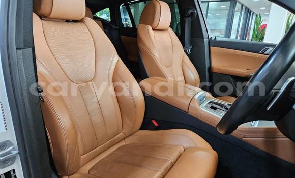 Acheter Occasion Voiture BMW X6 M Blanc à Livingstone, Zambie Acheter Occasion Voiture BMW X6 M Blanc à Livingstone, Zambie