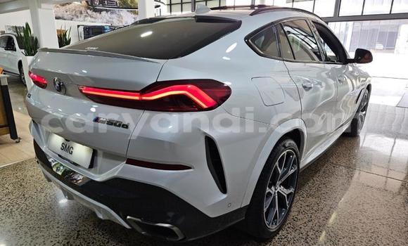 Acheter Occasion Voiture BMW X6 M Blanc à Livingstone, Zambie Acheter Occasion Voiture BMW X6 M Blanc à Livingstone, Zambie