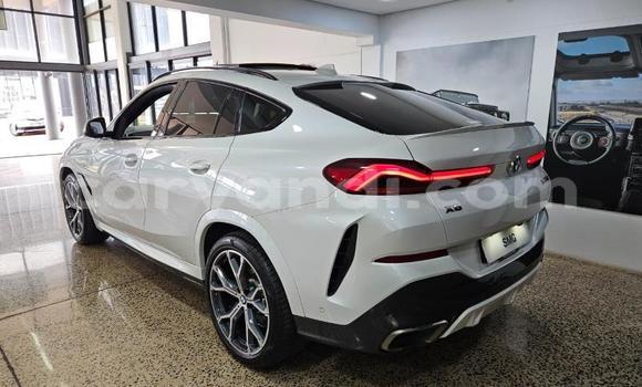Acheter Occasion Voiture BMW X6 M Blanc à Livingstone, Zambie Acheter Occasion Voiture BMW X6 M Blanc à Livingstone, Zambie