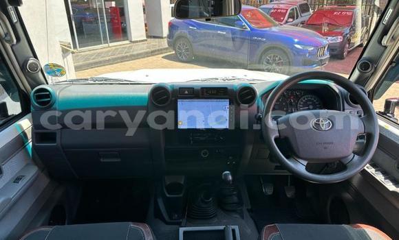 Tenga Tsaru Toyota Land Cruiser Chena Mota in Livingstone in Zambia Tenga Tsaru Toyota Land Cruiser Chena Mota in Livingstone in Zambia