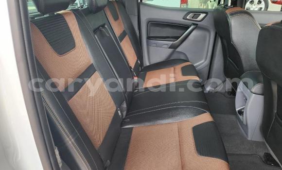 Acheter Occasion Voiture Ford Ranger Blanc à Livingstone, Zambie Acheter Occasion Voiture Ford Ranger Blanc à Livingstone, Zambie