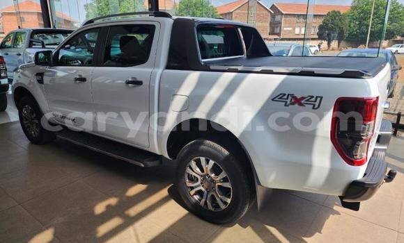 Acheter Occasion Voiture Ford Ranger Blanc à Livingstone, Zambie Acheter Occasion Voiture Ford Ranger Blanc à Livingstone, Zambie