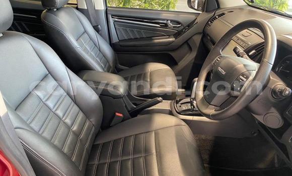 Nunua Ilio tumika Isuzu MU-X Nyekundu Gari ndani ya Livingstone nchini Zambia Nunua Ilio tumika Isuzu MU-X Nyekundu Gari ndani ya Livingstone nchini Zambia