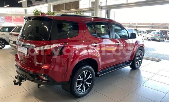 Nunua Ilio tumika Isuzu MU-X Nyekundu Gari ndani ya Livingstone nchini Zambia Nunua Ilio tumika Isuzu MU-X Nyekundu Gari ndani ya Livingstone nchini Zambia