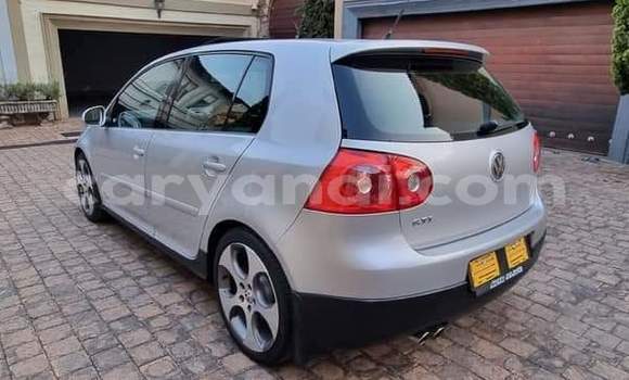 Nunua Ilio tumika Volkswagen Golf Fedha Gari ndani ya Lusaka nchini Zambia Nunua Ilio tumika Volkswagen Golf Fedha Gari ndani ya Lusaka nchini Zambia