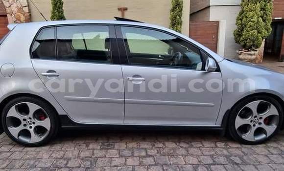 Nunua Ilio tumika Volkswagen Golf Fedha Gari ndani ya Lusaka nchini Zambia Nunua Ilio tumika Volkswagen Golf Fedha Gari ndani ya Lusaka nchini Zambia