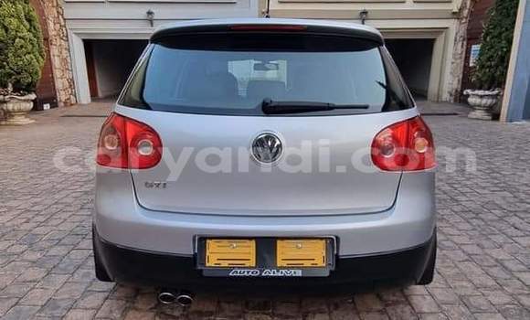Nunua Ilio tumika Volkswagen Golf Fedha Gari ndani ya Lusaka nchini Zambia Nunua Ilio tumika Volkswagen Golf Fedha Gari ndani ya Lusaka nchini Zambia