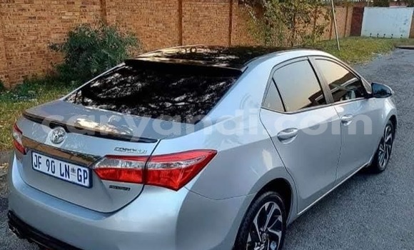 Nunua Ilio tumika Toyota Corolla Fedha Gari ndani ya Lusaka nchini Zambia Nunua Ilio tumika Toyota Corolla Fedha Gari ndani ya Lusaka nchini Zambia