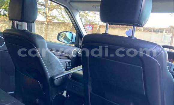 Acheter Occasion Voiture Land Rover Discovery Blanc à Lusaka, Zambie Acheter Occasion Voiture Land Rover Discovery Blanc à Lusaka, Zambie