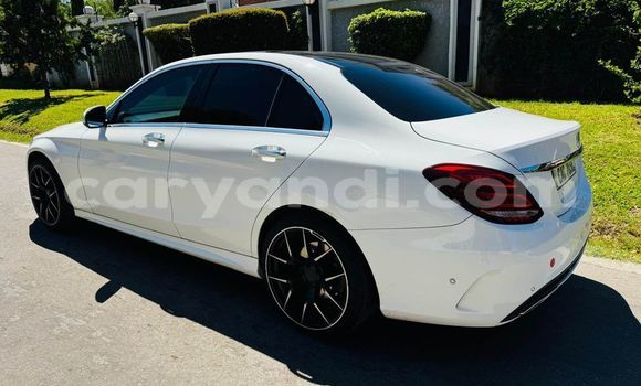 Buy Used Mercedes‒Benz C–Class White Car in Lusaka in Zambia Buy Used Mercedes‒Benz C–Class White Car in Lusaka in Zambia