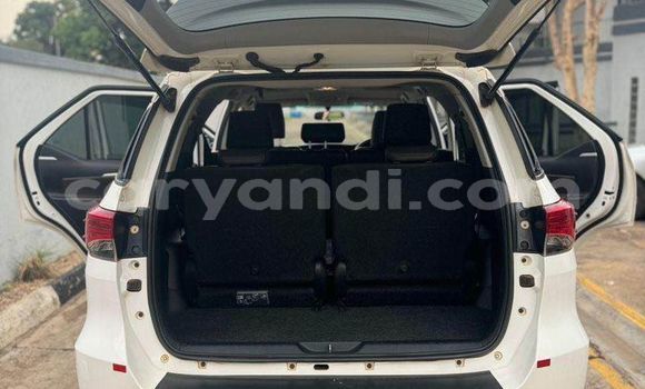 Buy Used Toyota Fortuner White Car in Lusaka in Zambia Buy Used Toyota Fortuner White Car in Lusaka in Zambia