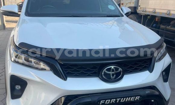 Buy Used Toyota Fortuner White Car in Lusaka in Zambia Buy Used Toyota Fortuner White Car in Lusaka in Zambia