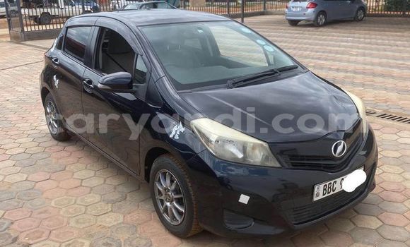 Acheter Occasion Voiture Toyota Vitz Noir à Lusaka, Zambie Acheter Occasion Voiture Toyota Vitz Noir à Lusaka, Zambie