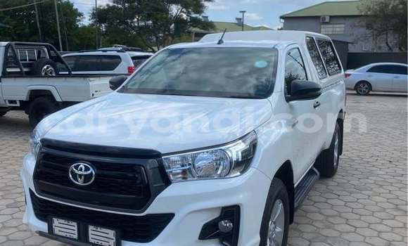 Acheter Occasion Voiture Toyota Hilux Blanc à Lusaka, Zambie Acheter Occasion Voiture Toyota Hilux Blanc à Lusaka, Zambie