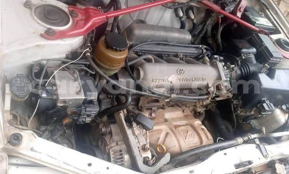 Acheter Occasion Voiture Toyota RAV4 Blanc à Lusaka, Zambie Acheter Occasion Voiture Toyota RAV4 Blanc à Lusaka, Zambie