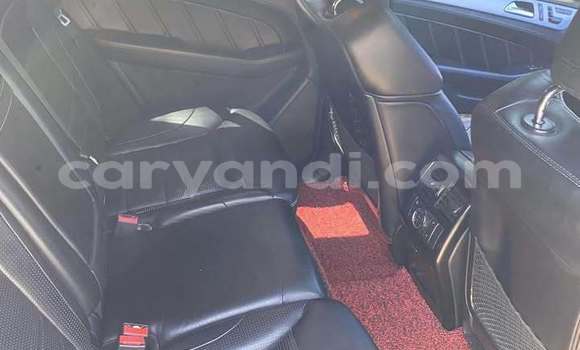 Acheter Occasion Voiture Mercedes‒Benz ML–Class Blanc à Lusaka, Zambie Acheter Occasion Voiture Mercedes‒Benz ML–Class Blanc à Lusaka, Zambie