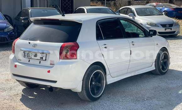 Acheter Occasion Voiture Toyota Runx Blanc à Lusaka, Zambie Acheter Occasion Voiture Toyota Runx Blanc à Lusaka, Zambie